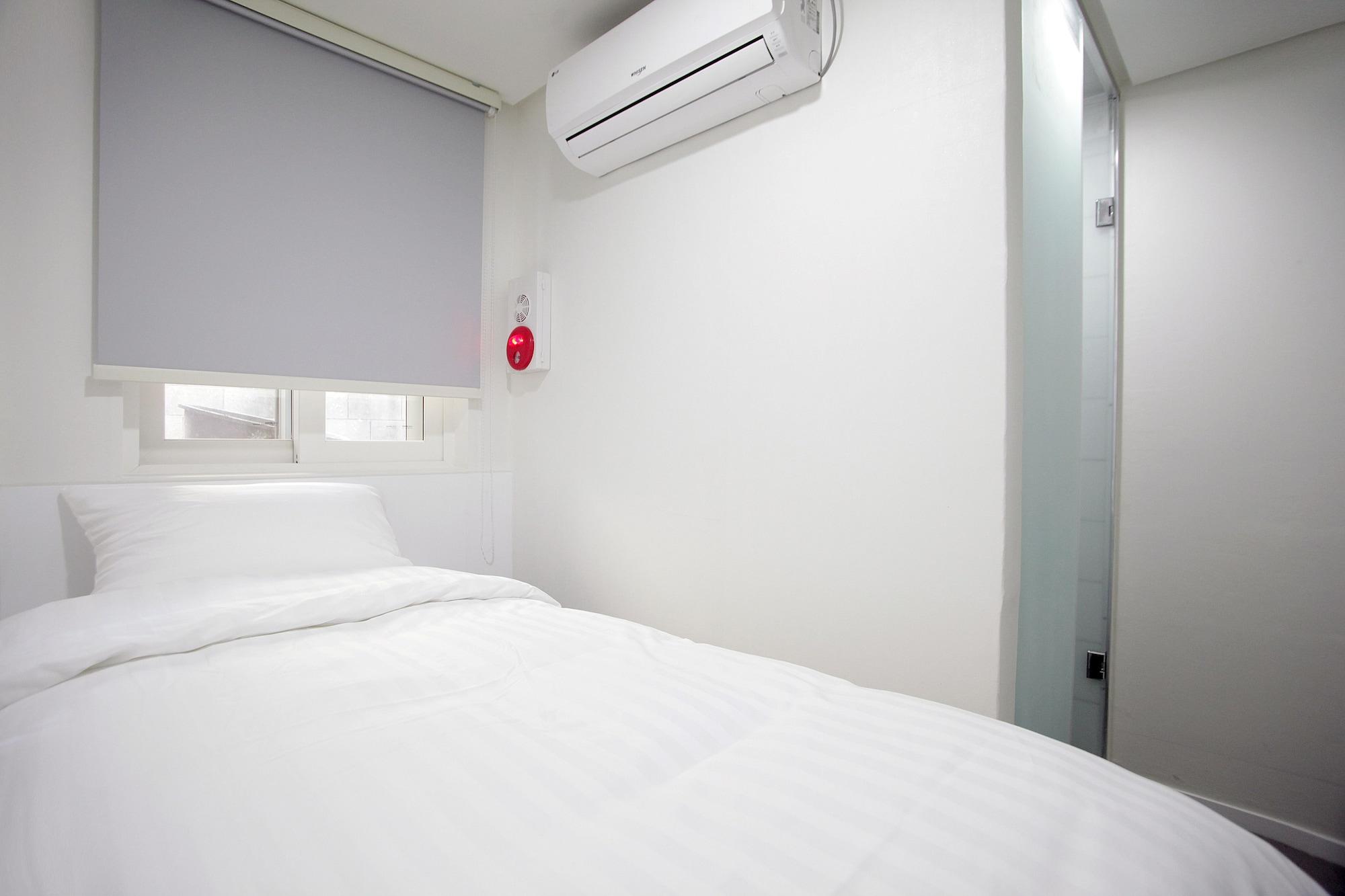 K-Pop Hotel Seoul Tower Екстериор снимка